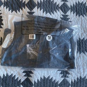 Men’s The Wyatt STS Ranchwear Denim Vest Concealed Carry Brand New Size XL